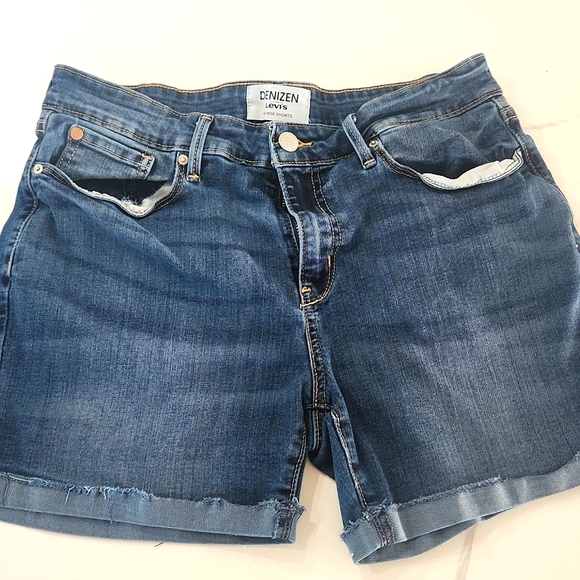Denizen from Levi's Pants - Denizen Levi's Size 10 Waist 30 Shorts